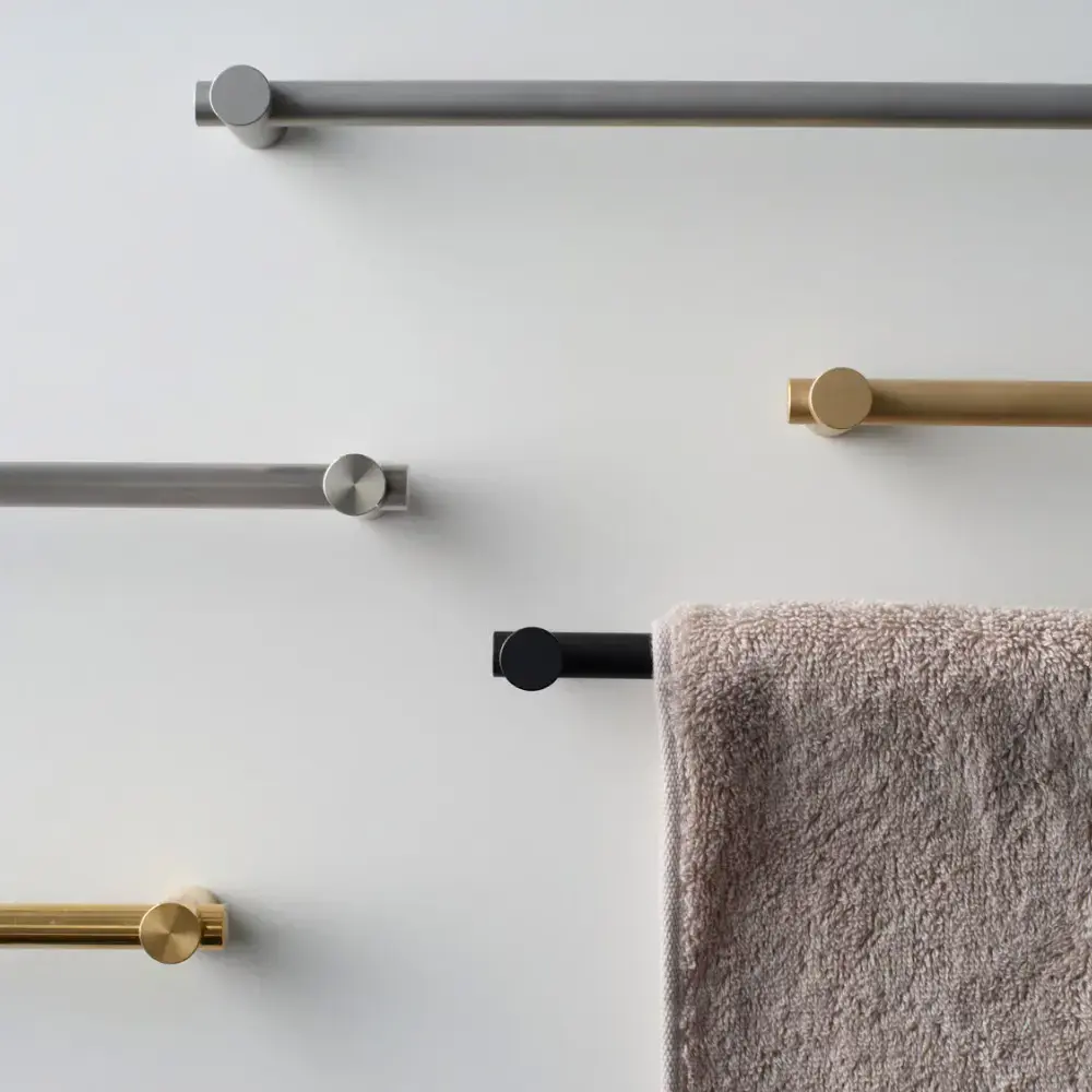 タオルハンガー THRUスルー | 洗面アクセサリー | 住宅設備機器（洗面