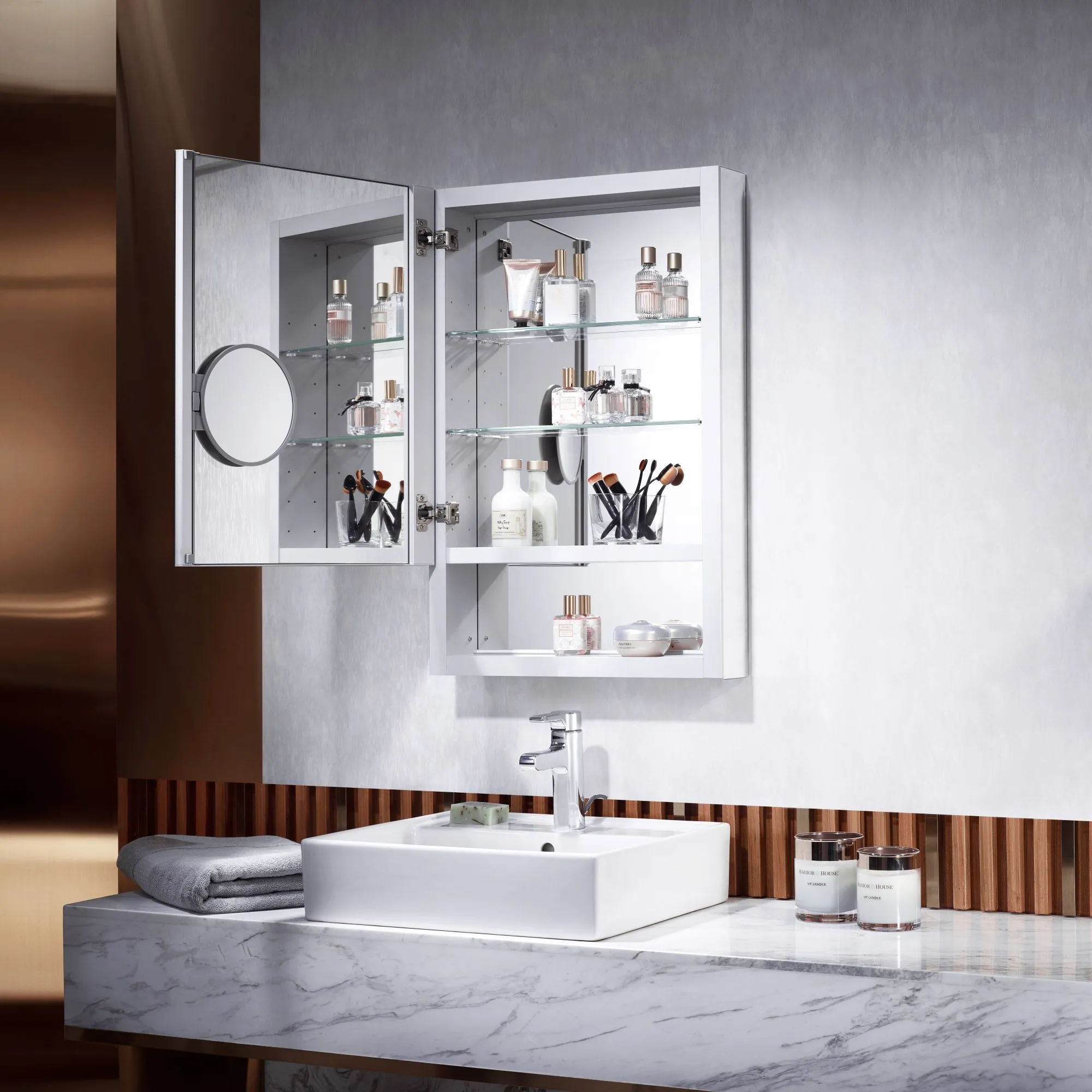 KOHLER ベルデラ W500シェルフ | ミラー | 住宅設備機器（洗面台）の