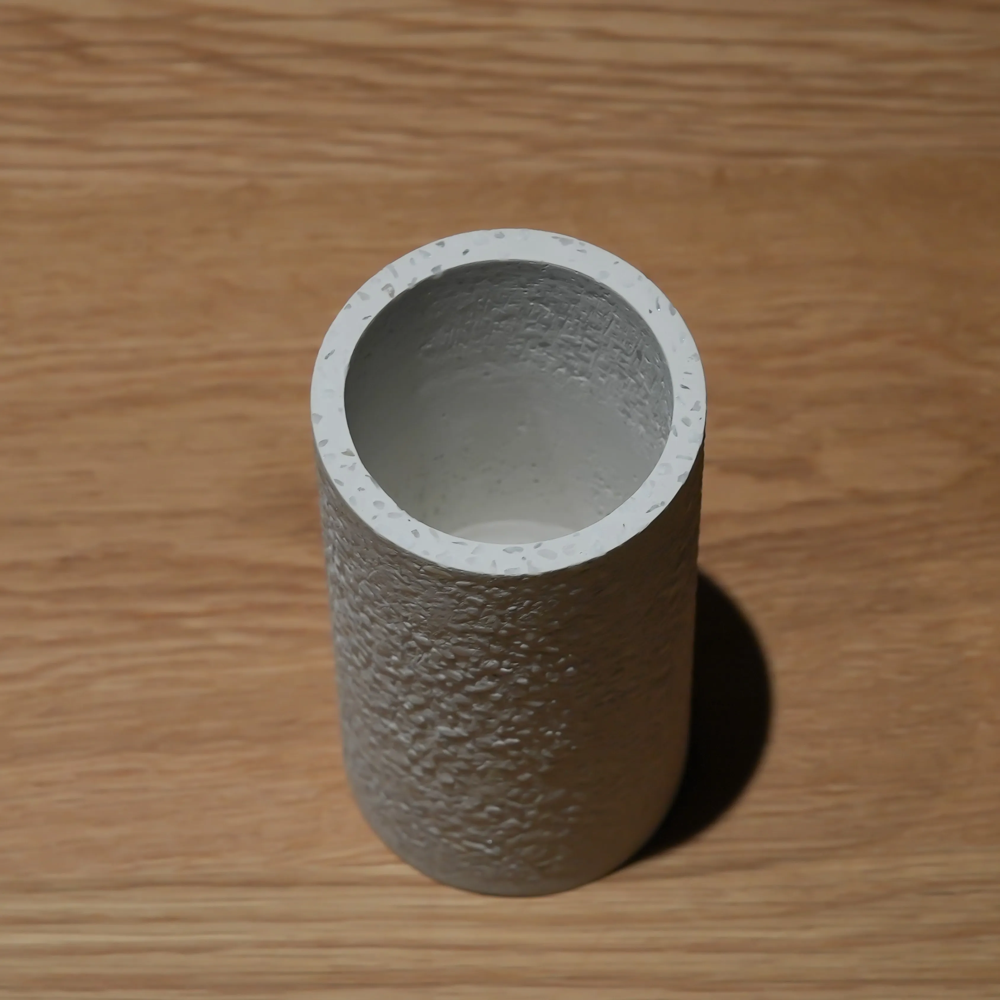 歯ブラシスタンド 珪藻土 WHITE | 洗面アクセサリー | 住宅設備機器